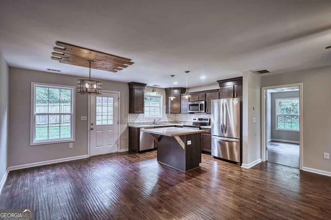 Photo of 1020 Flat Rock Road