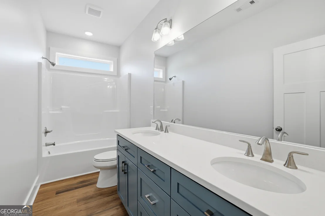 Photo of 139 Saluda Drive