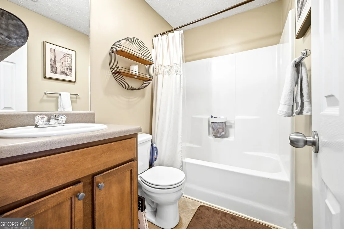 Photo of 121 Crest View Drive