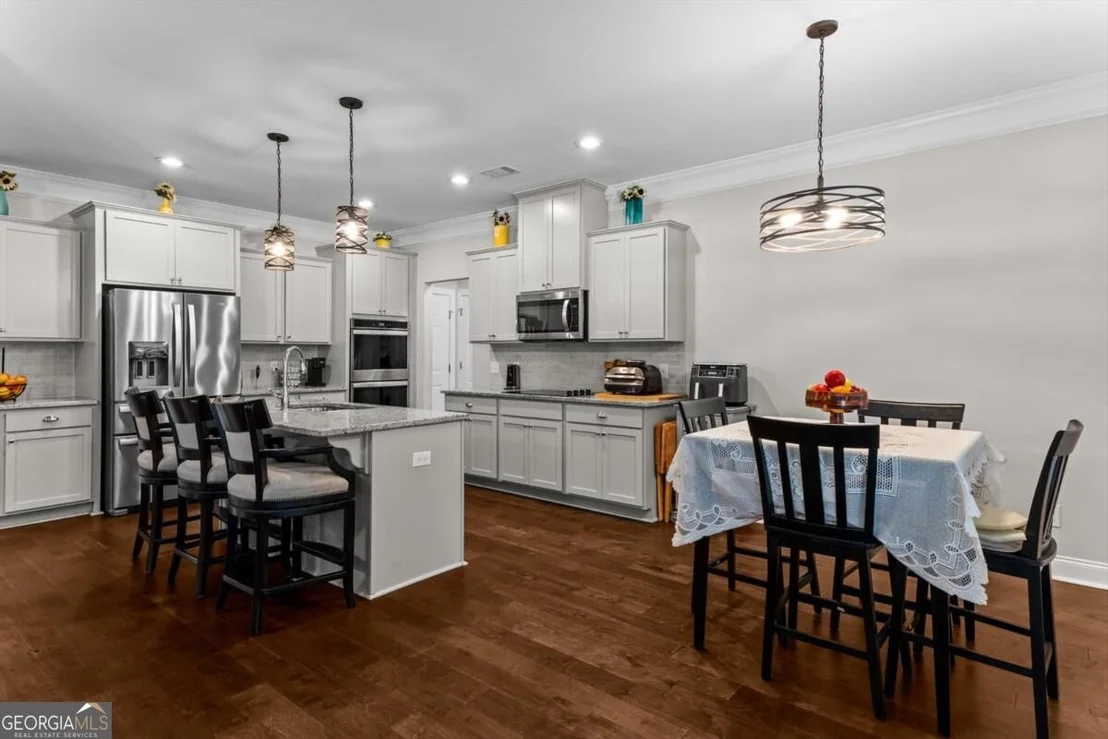 Photo of 87 Crestview Drive