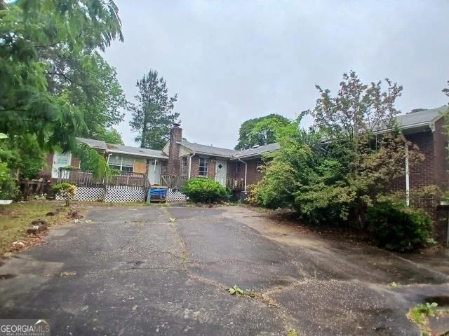 Photo of 2107 Burnside Drive