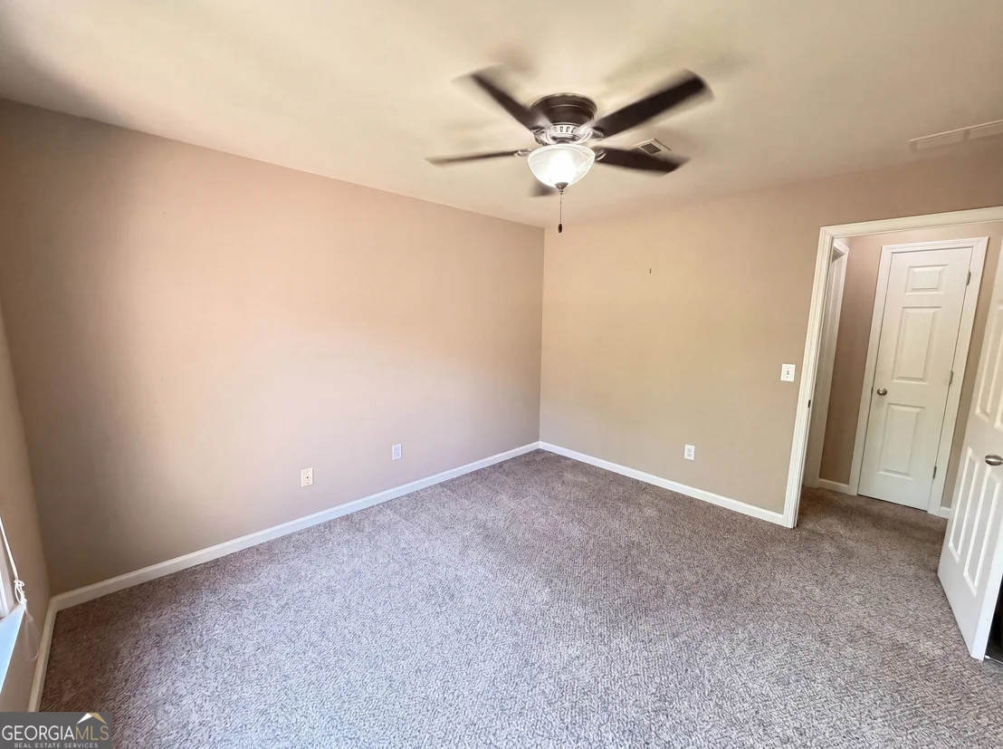 Photo of 300 Ridgeview Trace