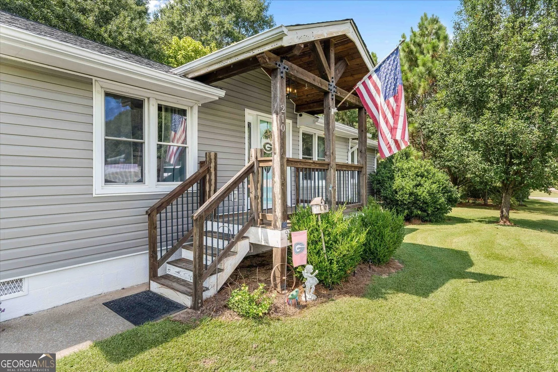 Photo of 210 Poplar Street