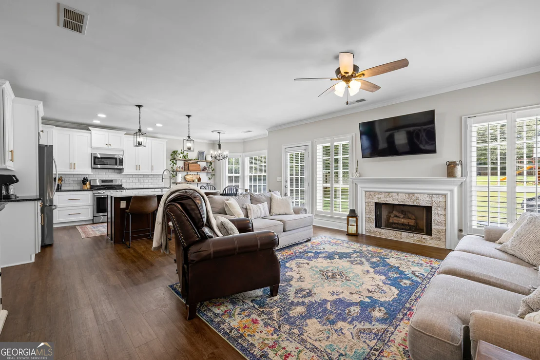 Photo of 93 Fieldstone Way