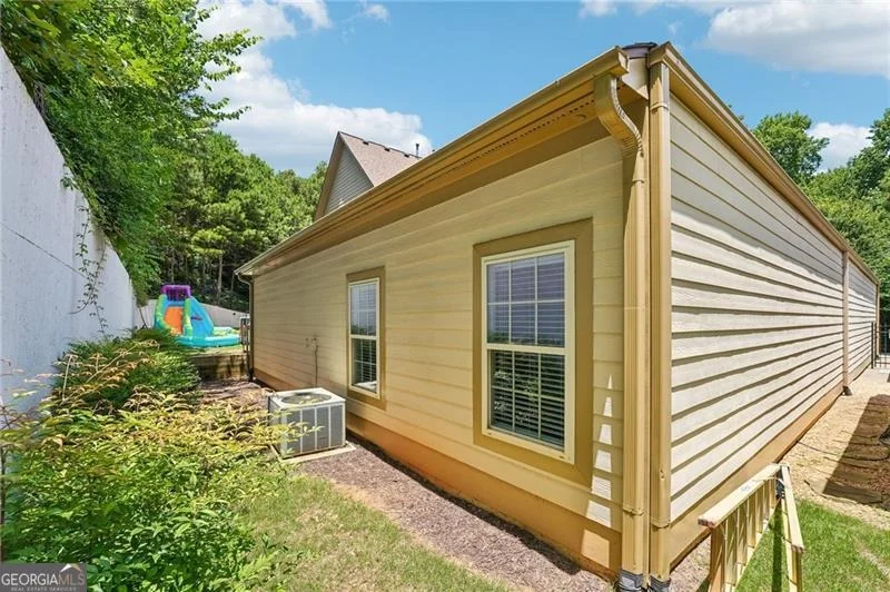 Photo of 204 Oakleaf Drive