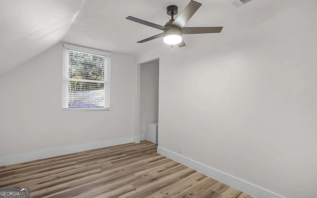 Photo of 539 Pine Avenue