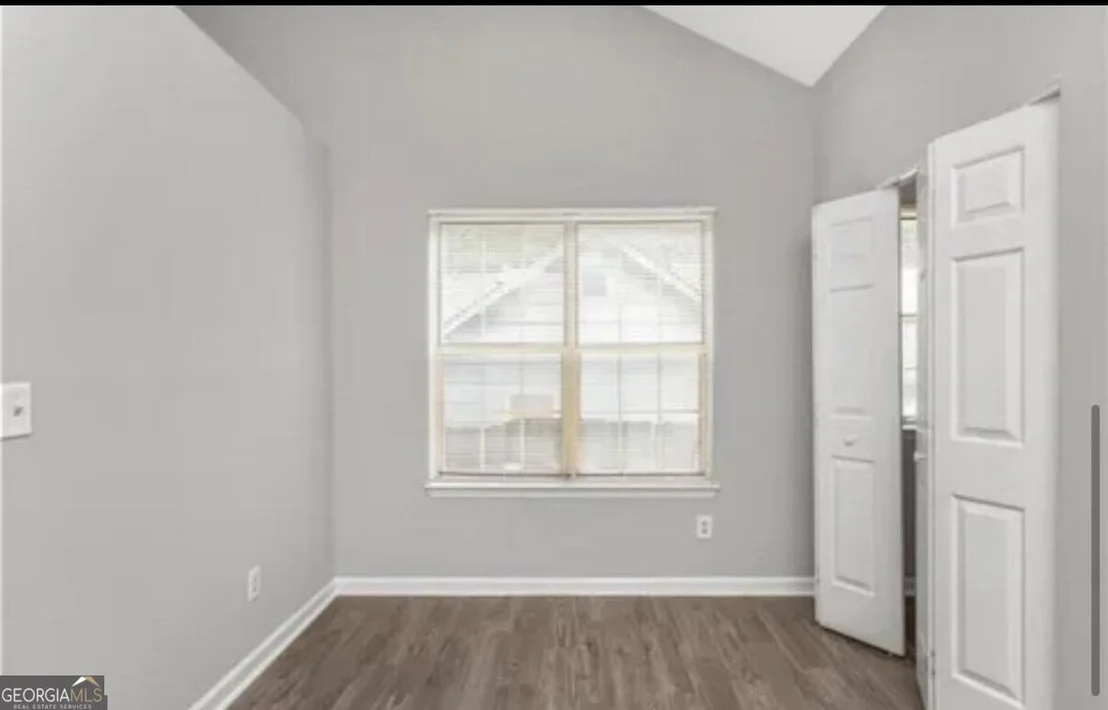 Photo of 956 Forest Path