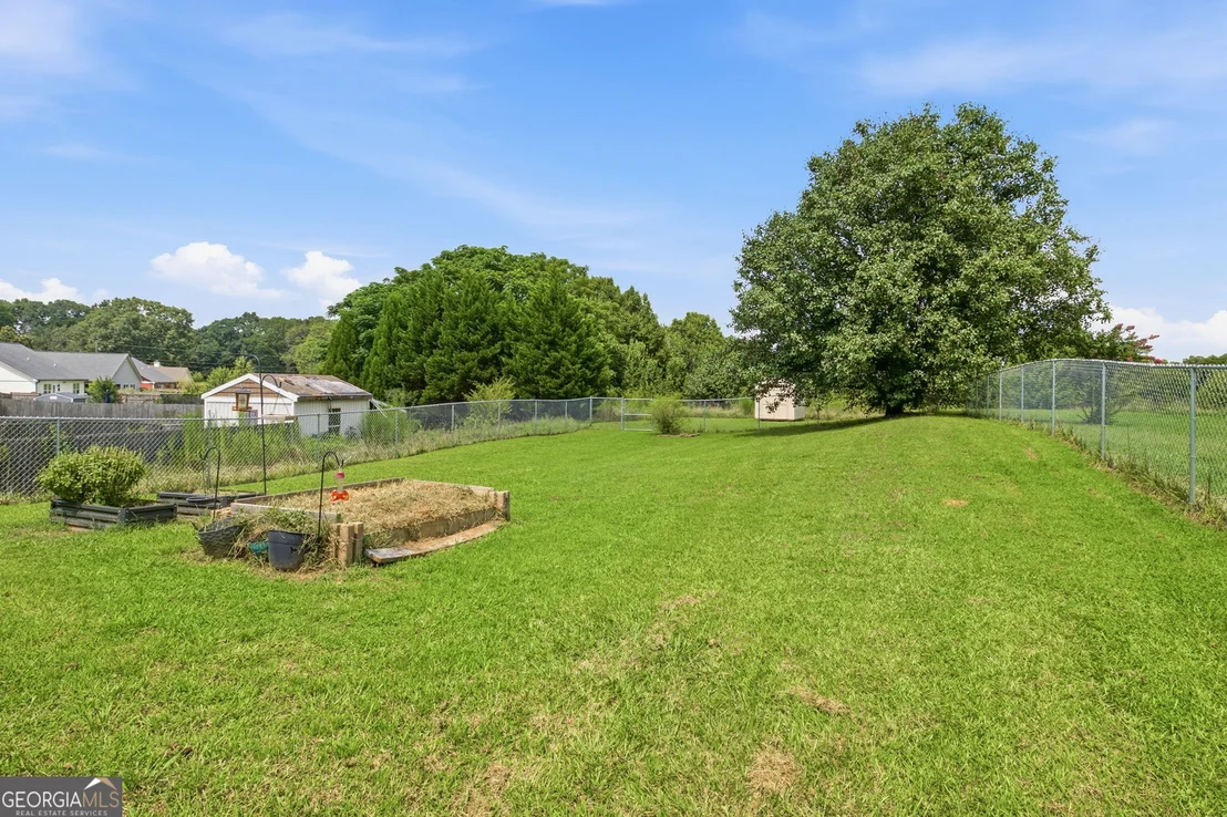 Photo of 121 Crest View Drive