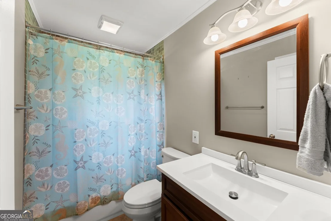 Photo of 47 Cherokee Boulevard