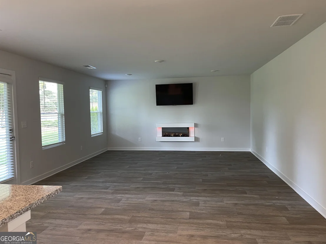 Photo of Unit A20 at 706 Windstream Drive