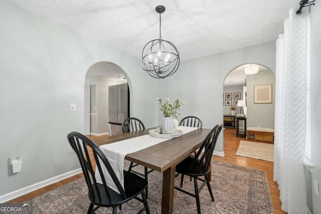 Photo of 3063 Rockview Drive
