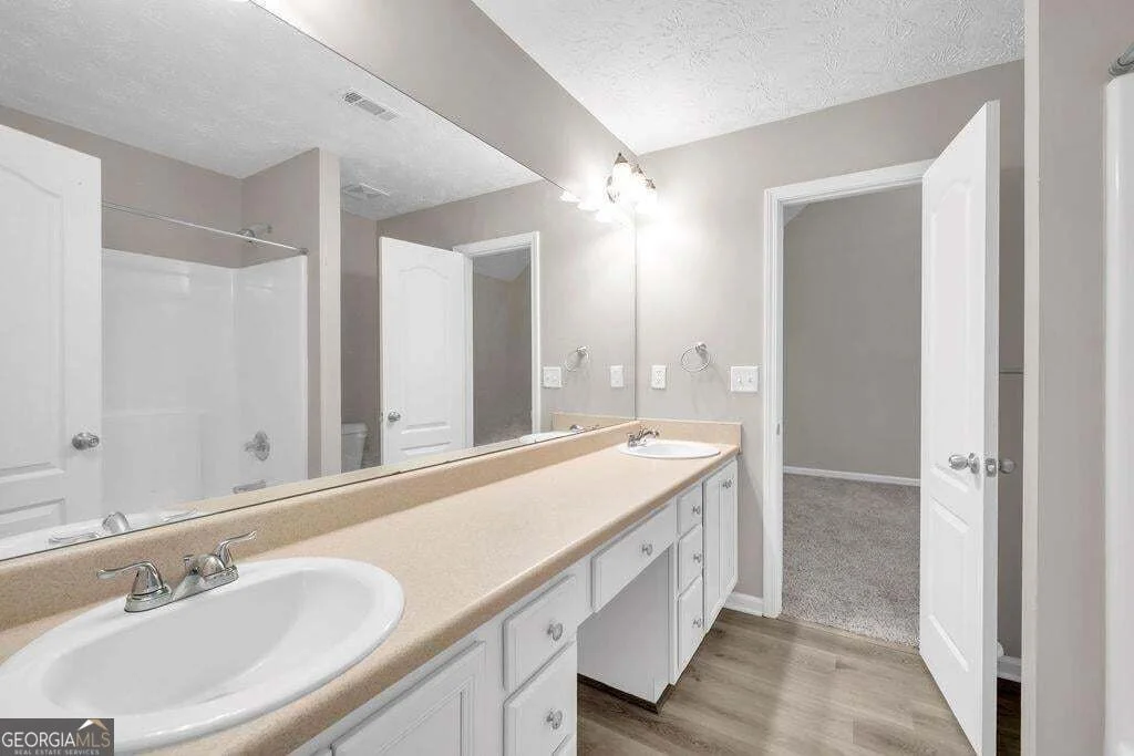 Photo of 142 Nobility Lane