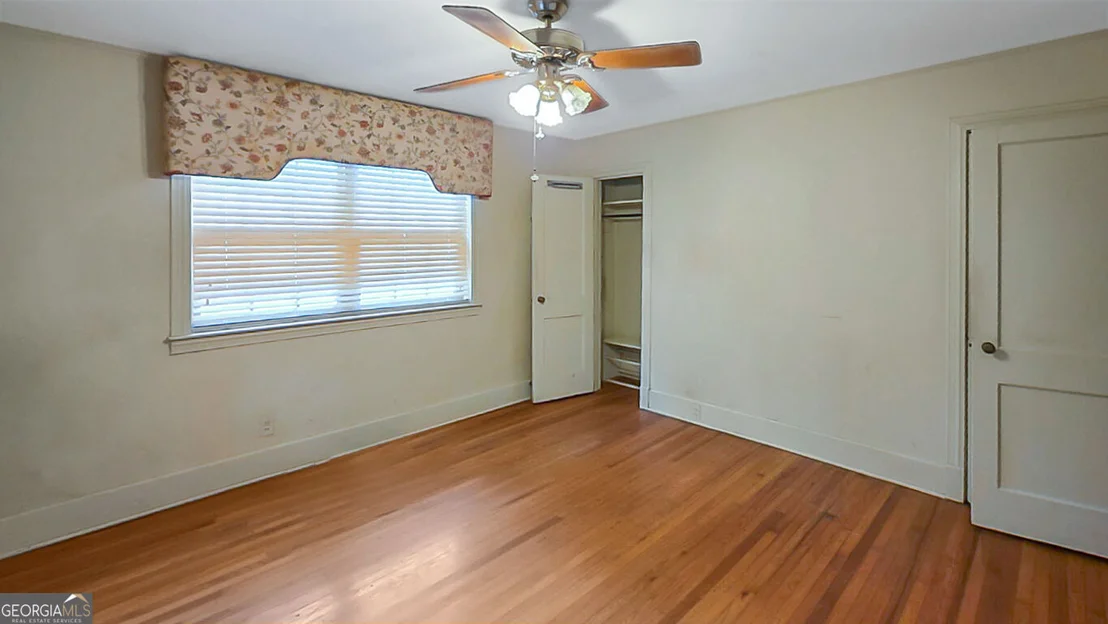Photo of 819 Hillcrest Drive