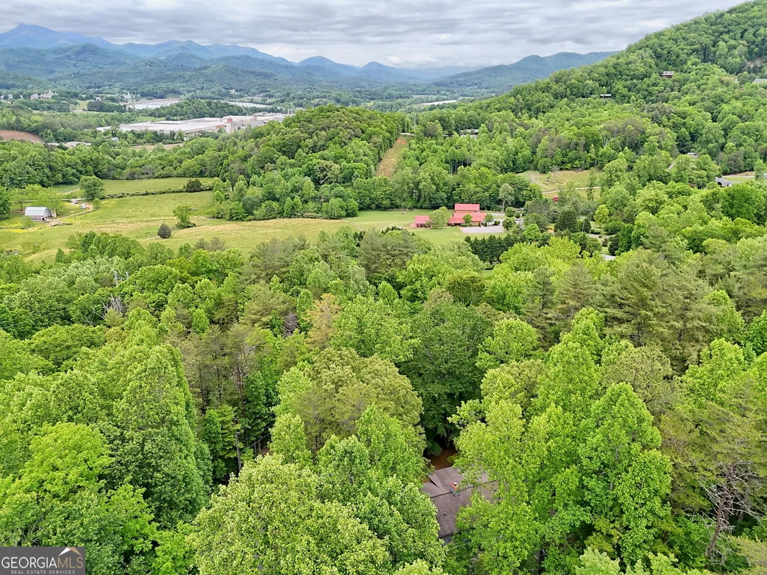 Photo of 325 Walnut Mountain Road