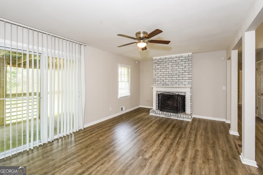 Photo of 6794 Hembree Drive