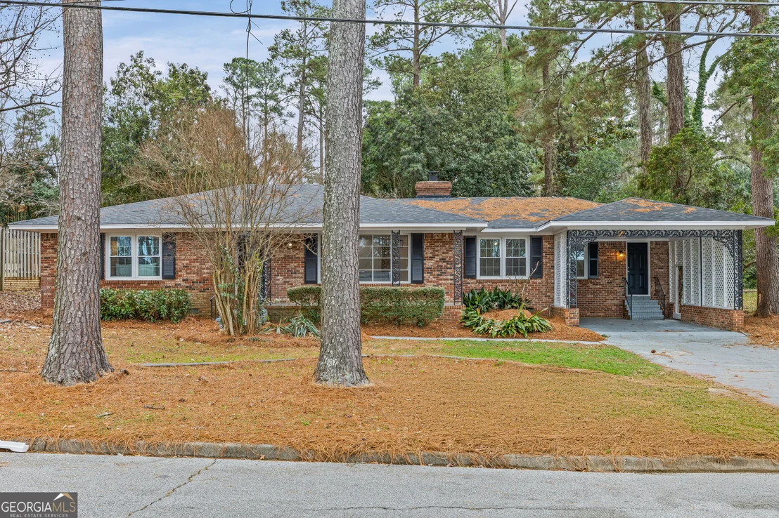 Photo of 3120 Edinburgh Drive