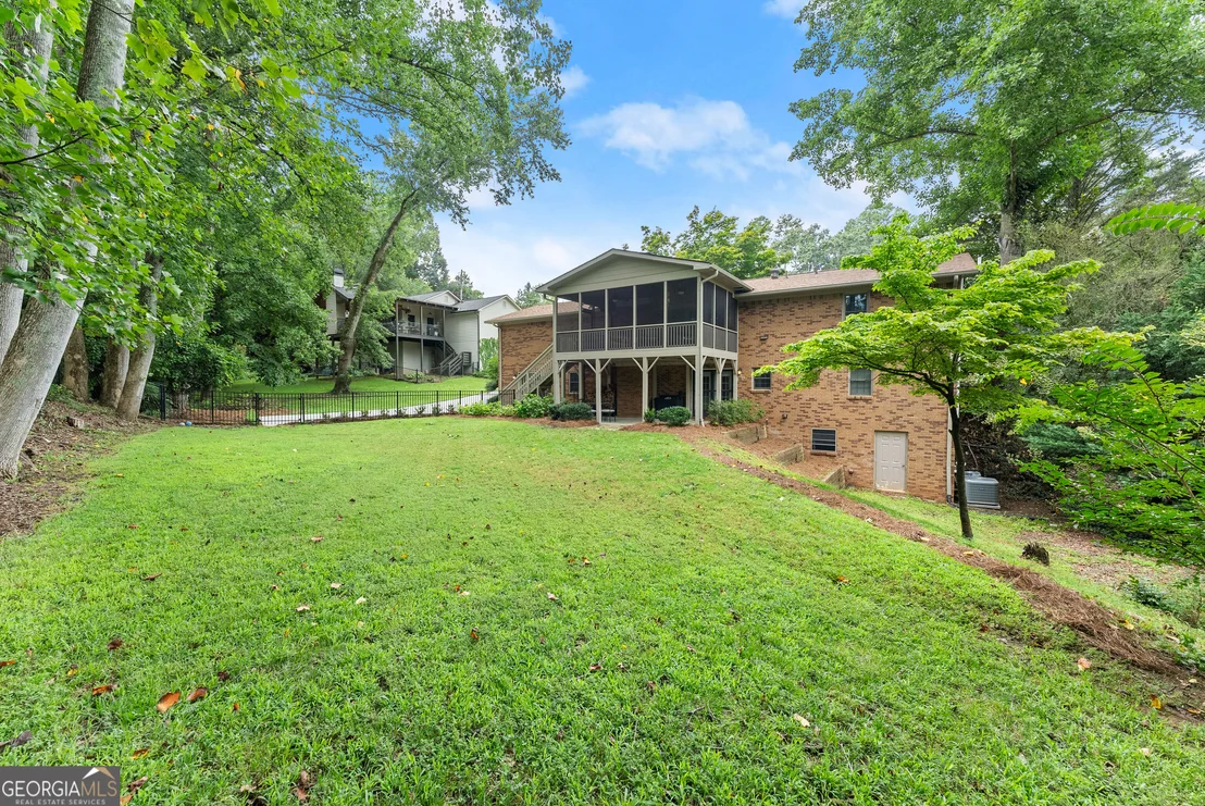 Photo of 290 Cochran Drive