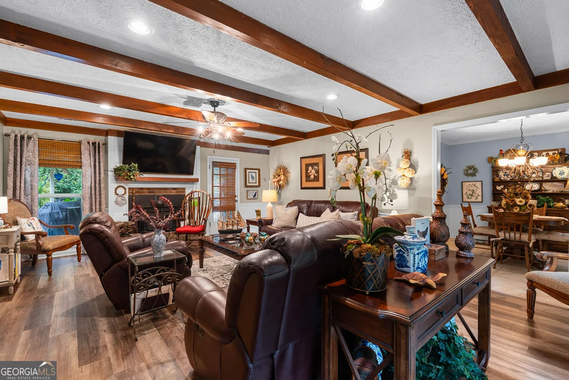 Photo of 321 Woodfield Circle