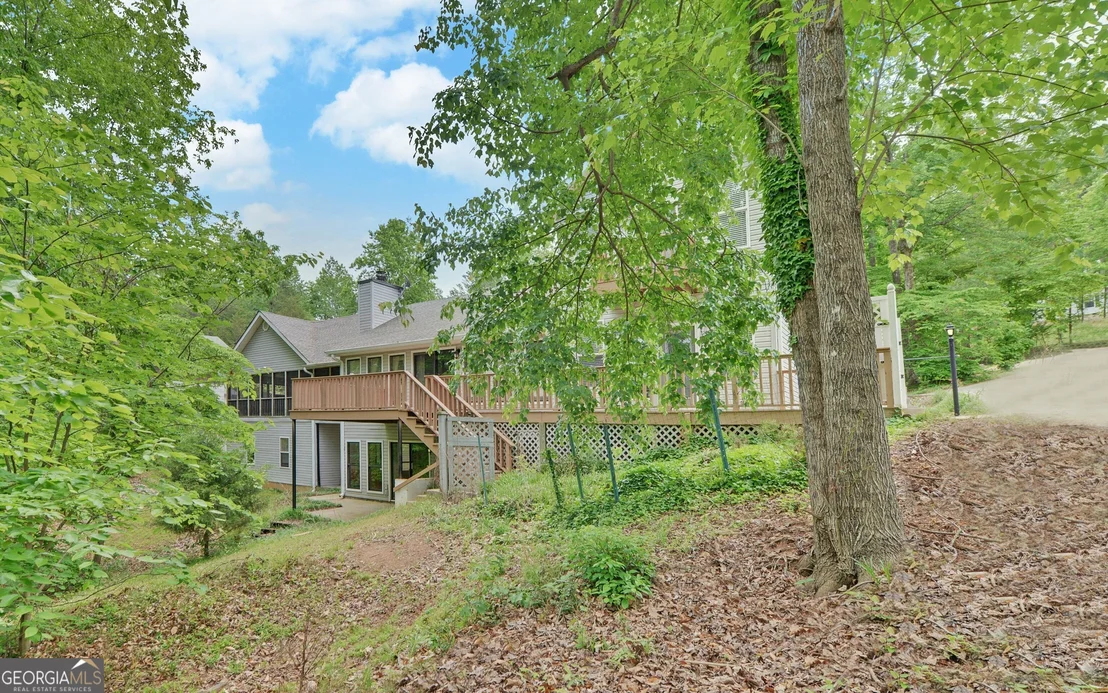 Photo of 371 Shorewood Circle