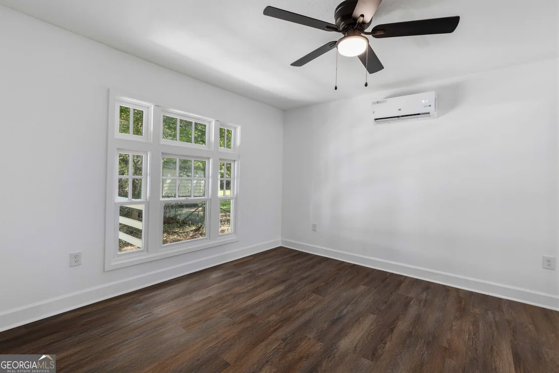Photo of 2910 Bradley Circle