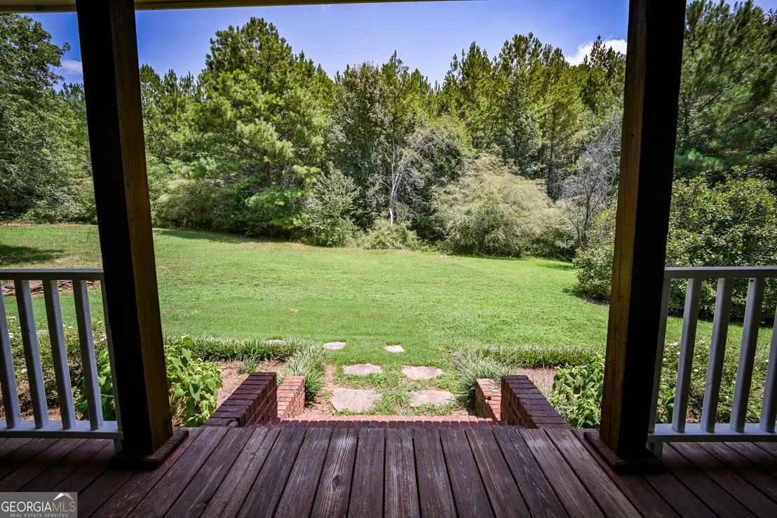 Photo of 160 River Lane