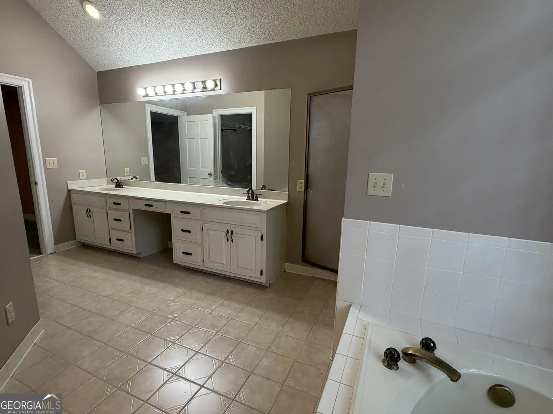 Photo of 1207 Chennault Drive