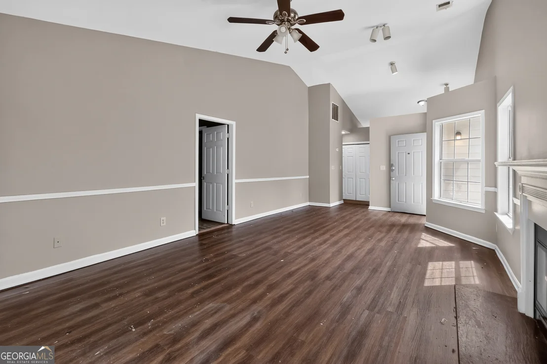Photo of 1160 Independence Way