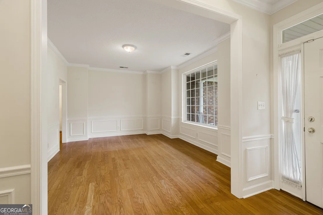 Photo of 205 Meadowlark Circle