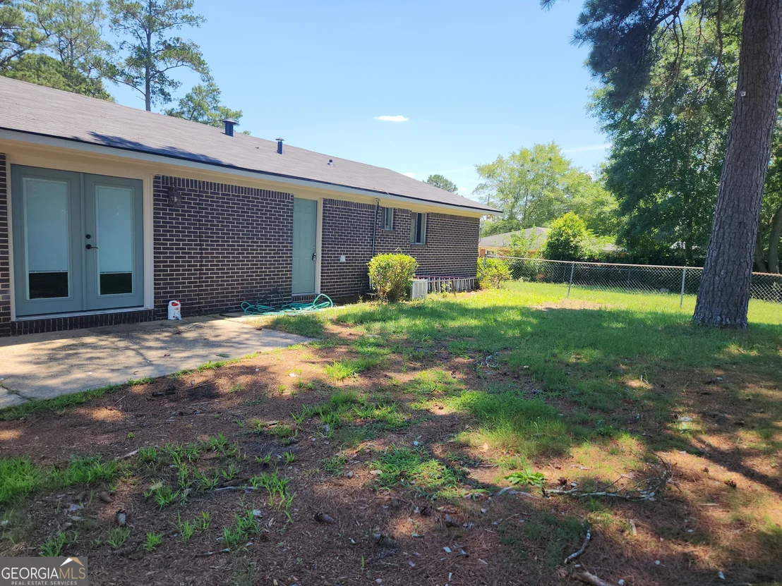 Photo of 2911 Foresthill Drive