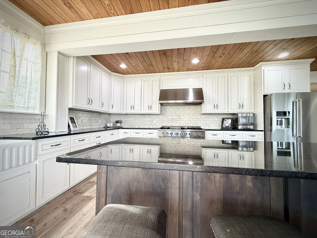 Photo of 2495 Broxton Highway
