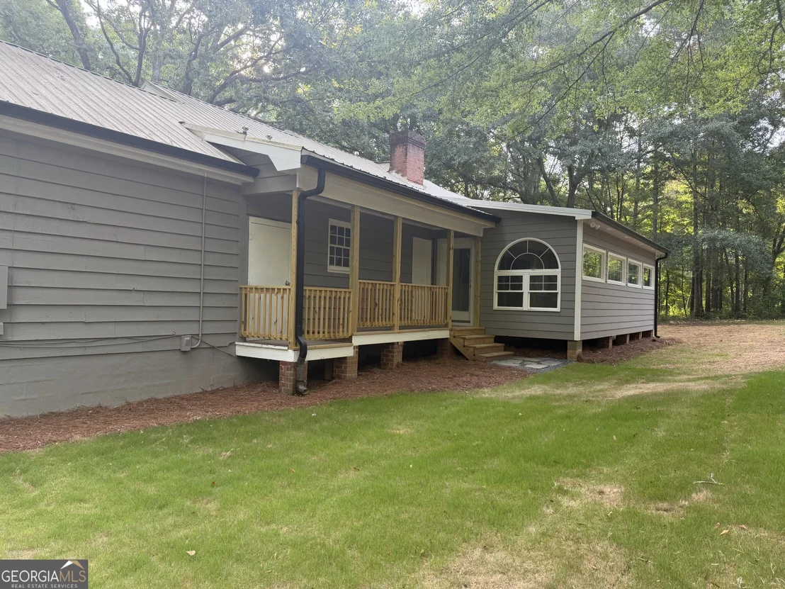 Photo of 290 Booth Road