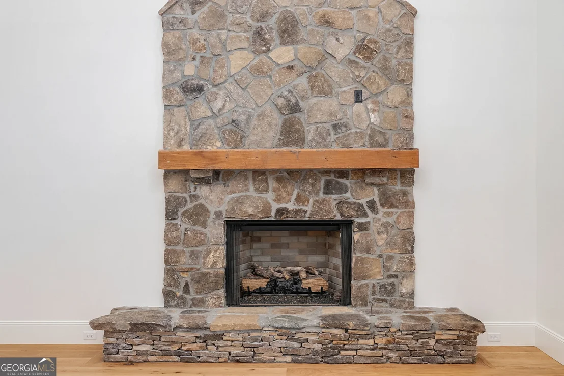 Photo of 1321A Garrett Road