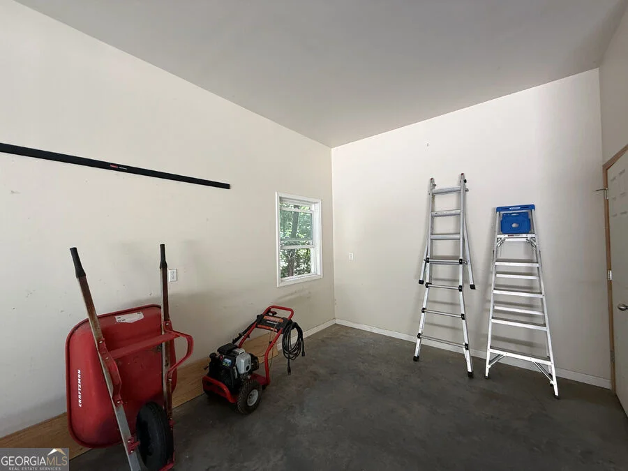 Photo of 120 Warpaint Lane