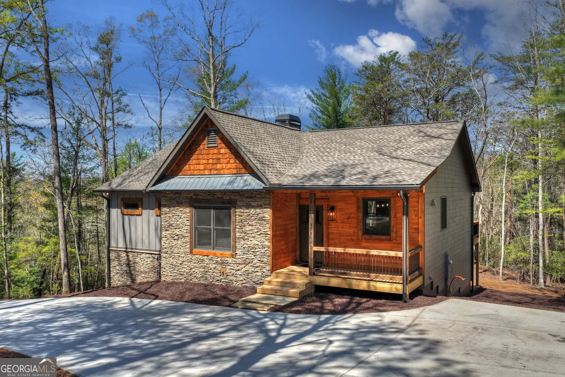Photo of 375 Seneca Drive