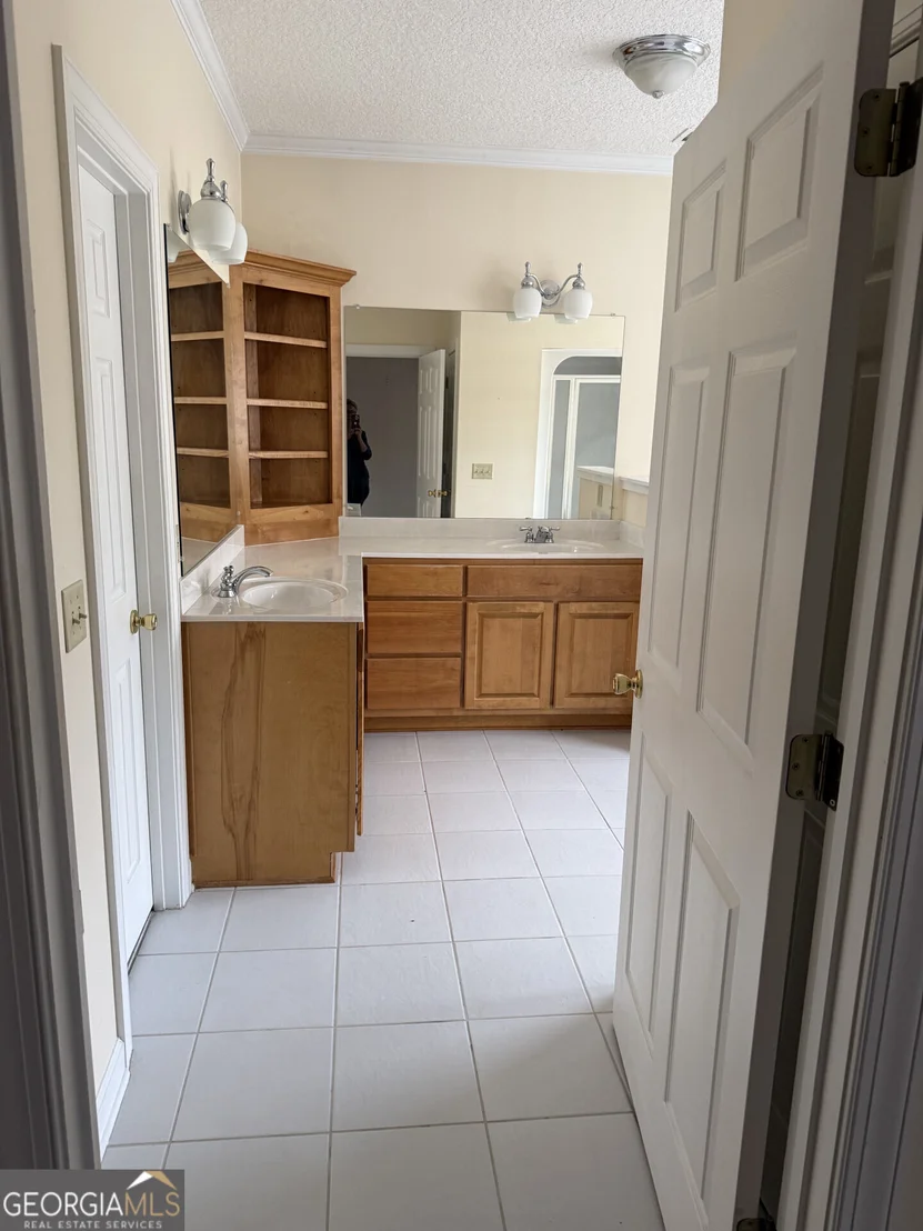 Photo of 102 Oak Circle