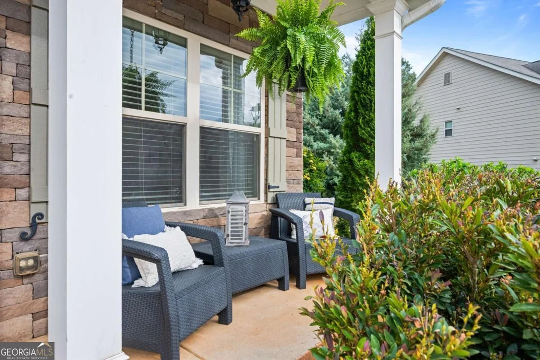 Photo of 555 Evergreen Way
