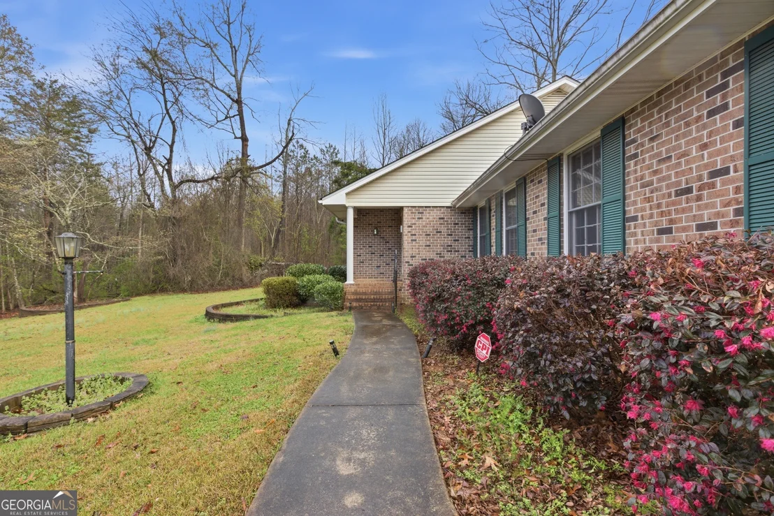 Photo of 304 Beaver Brook Drive