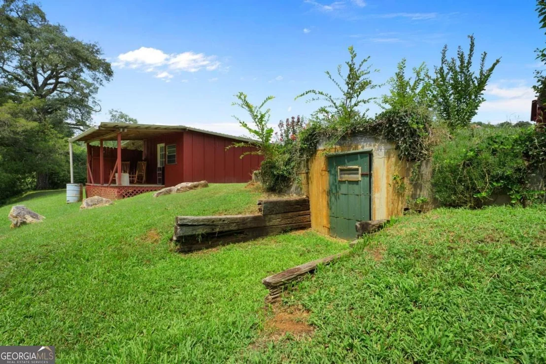 Photo of 2059 Cave Spring Road