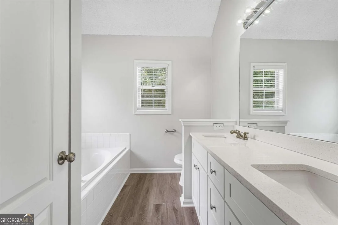 Photo of 1312 Vine Circle