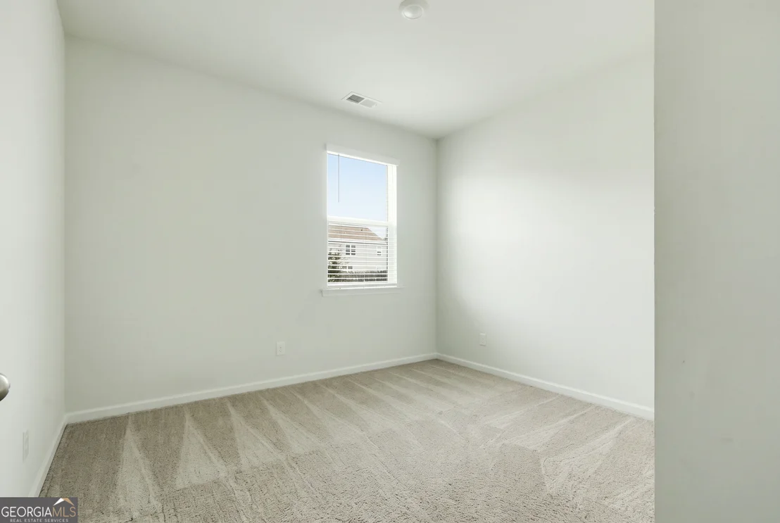 Photo of 352 Wedge Circle
