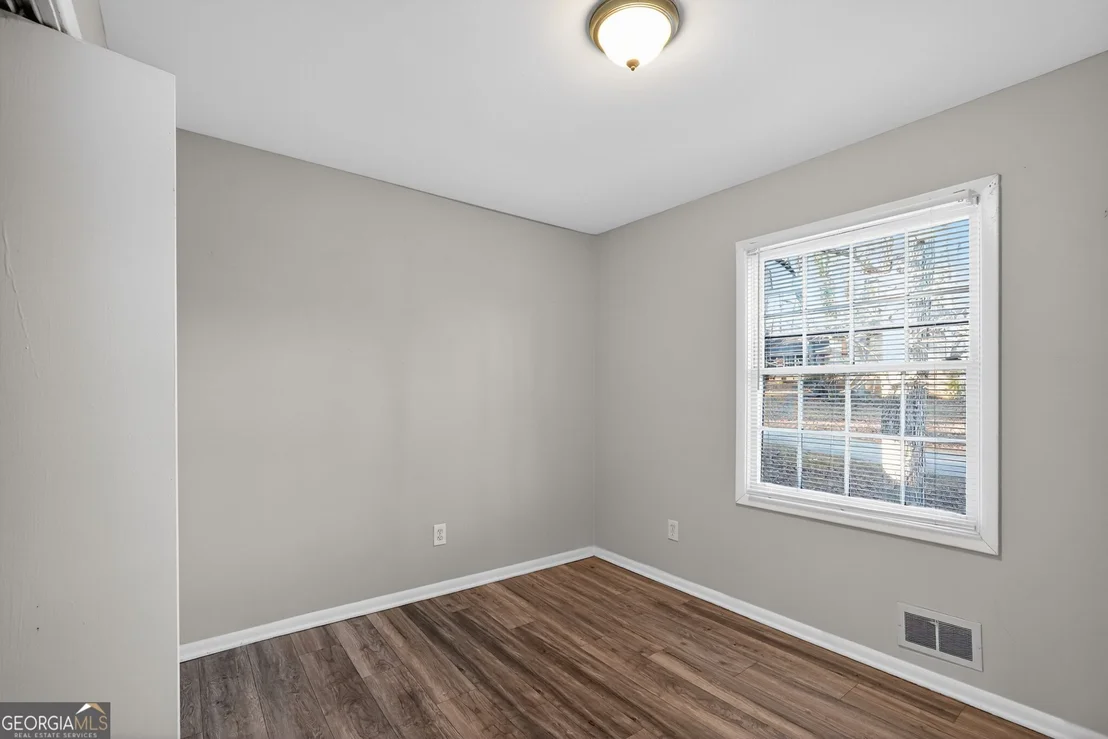 Photo of 1615 Pine Glen Circle