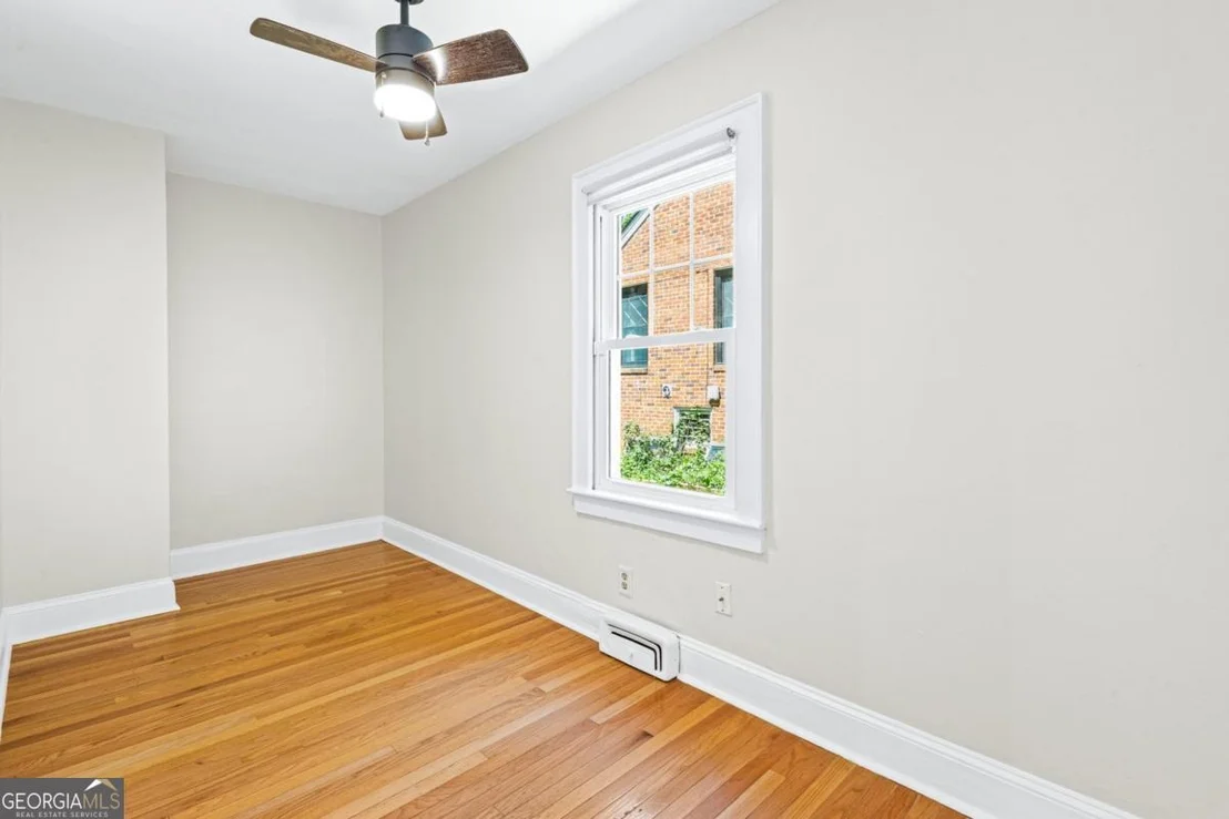 Photo of 978 Ormewood Terrace