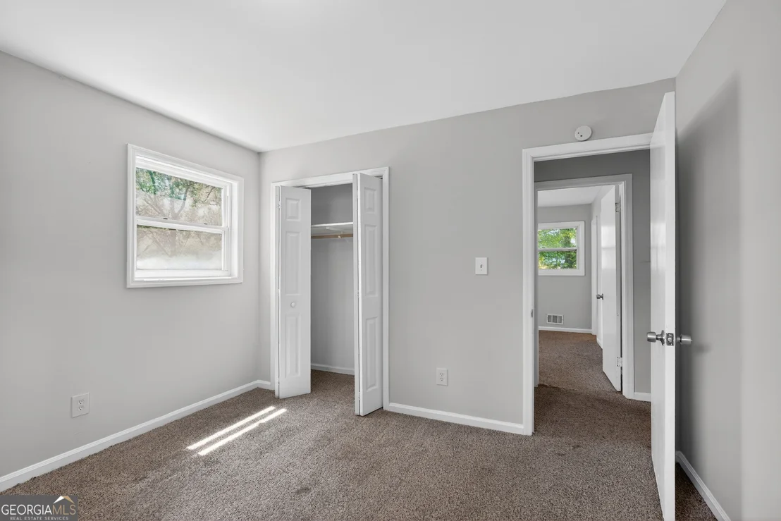Photo of 2791 Knollview Drive