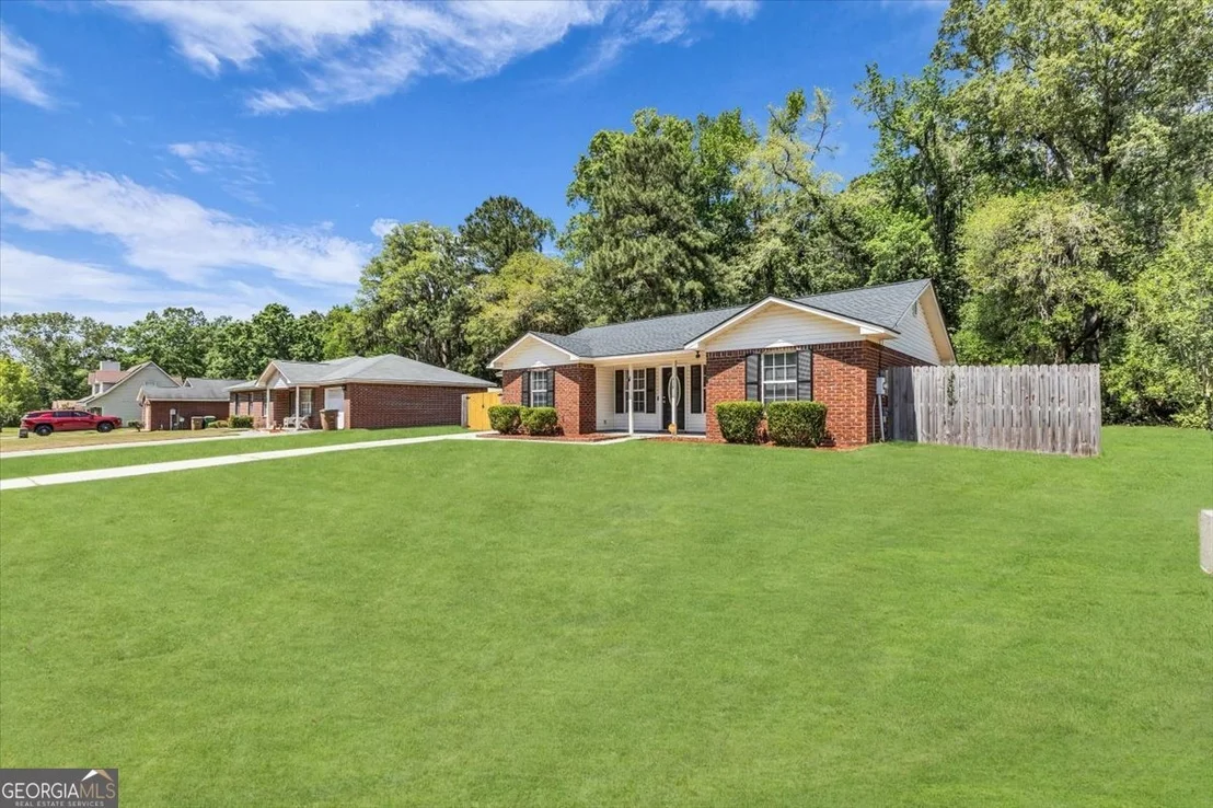 Photo of 418 Garden Acres Way