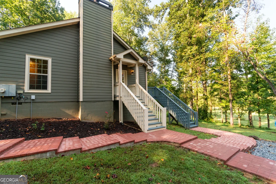 Photo of 629 Crane Trail