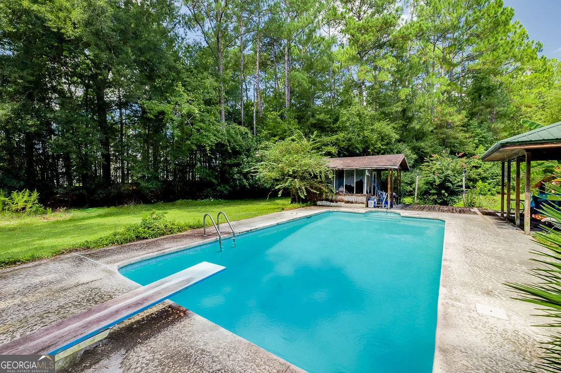 Photo of 1335 Pine Barren Road