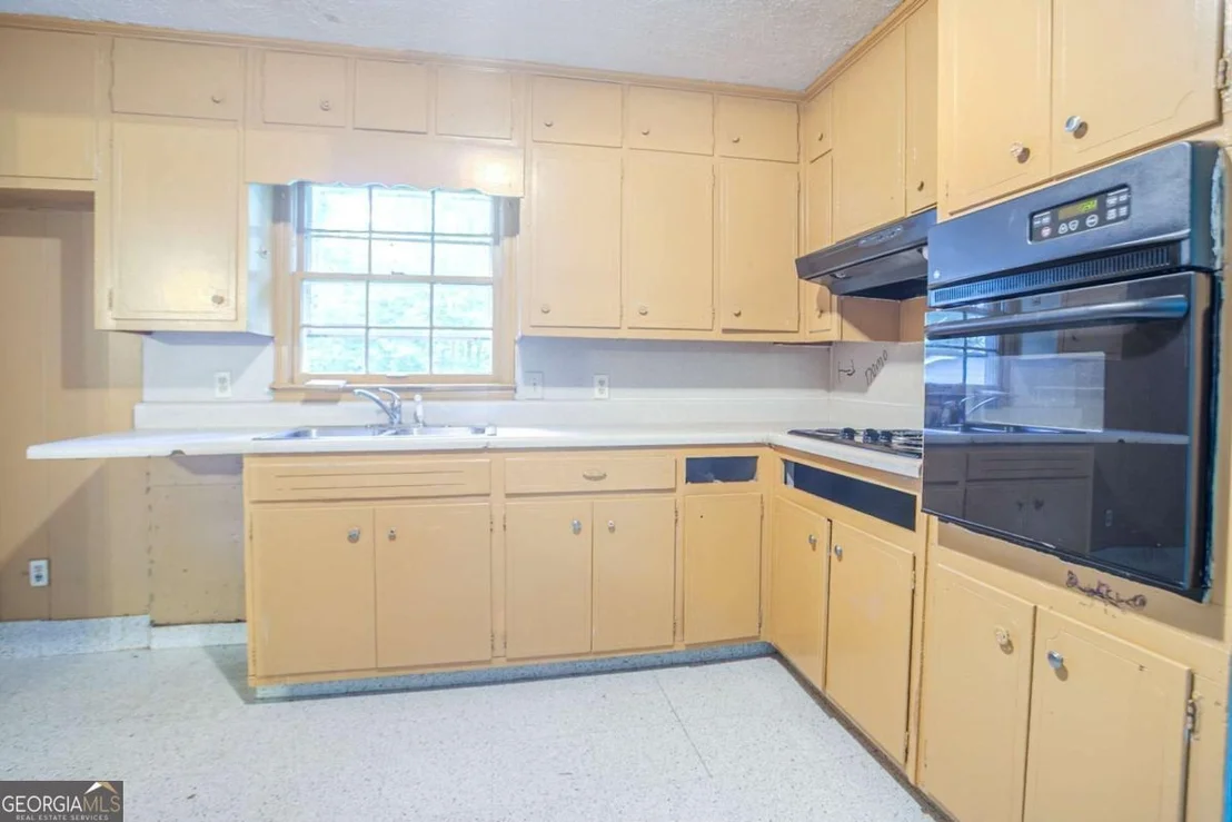 Photo of 310 Samaritan Drive