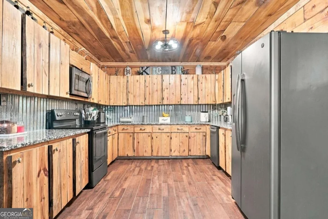 Photo of 445 Browning Road