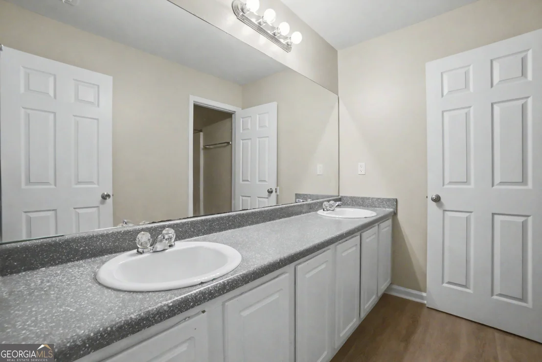 Photo of 375 Walton View