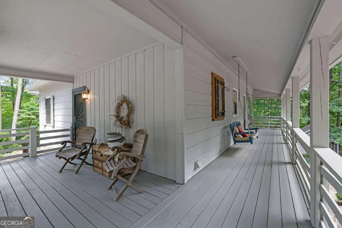 Photo of 219 Raven Cliff Road